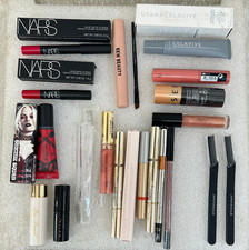 Mixed MAKEUP BEAUTY Bundle Lot of 18 PCS Full Size