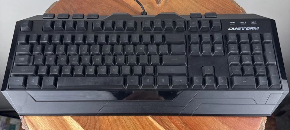 Cooler Master SGB-3010-KKMF2-US Devastator Gaming Keyboard + Mouse LED Lighted - Image 2 of 4