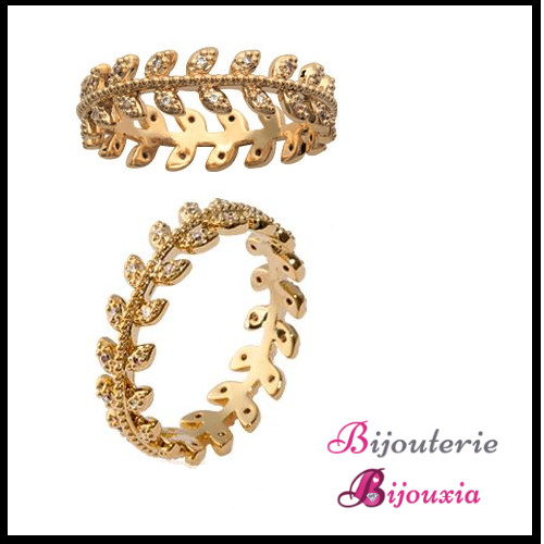 Bague feuille de laurier en plaqué or 18k et cristaux d'exception