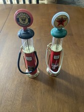 O Gauge G Scale 2 Texaco Fuel Pumps Metal 5 inches Tall Gearbox Collectibles