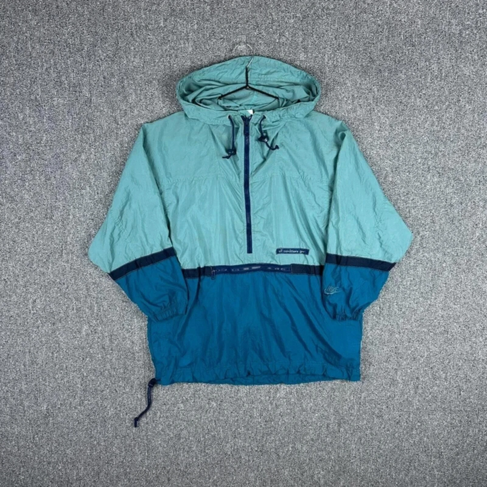 Vintage Nike ACG Style Anorak Jacket – Teal / Navy – Packable – Size M
Opens in a new window or tab