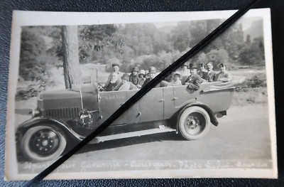 Alte Fotokarte Schwer Ausflugsbus aus der modernen Garage 1920 14x9cm