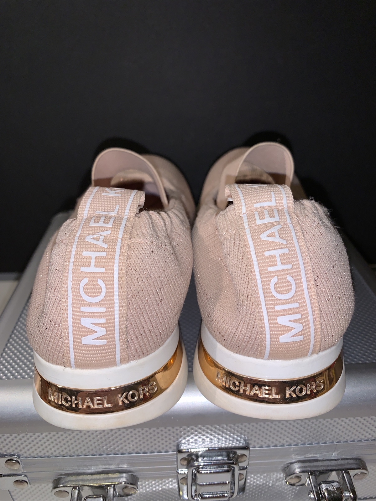 Frog jam can not see MICHAEL KORS Light Pink Blush Ballet Slip-on Girls Shoes, Sz 11 US, Skim Boarder | eBay Frog jam can not see MICHAEL KORS Light Pink Blush Ballet Slip-on Girls Shoes, Sz 11 US, Skim Boarder | eBay