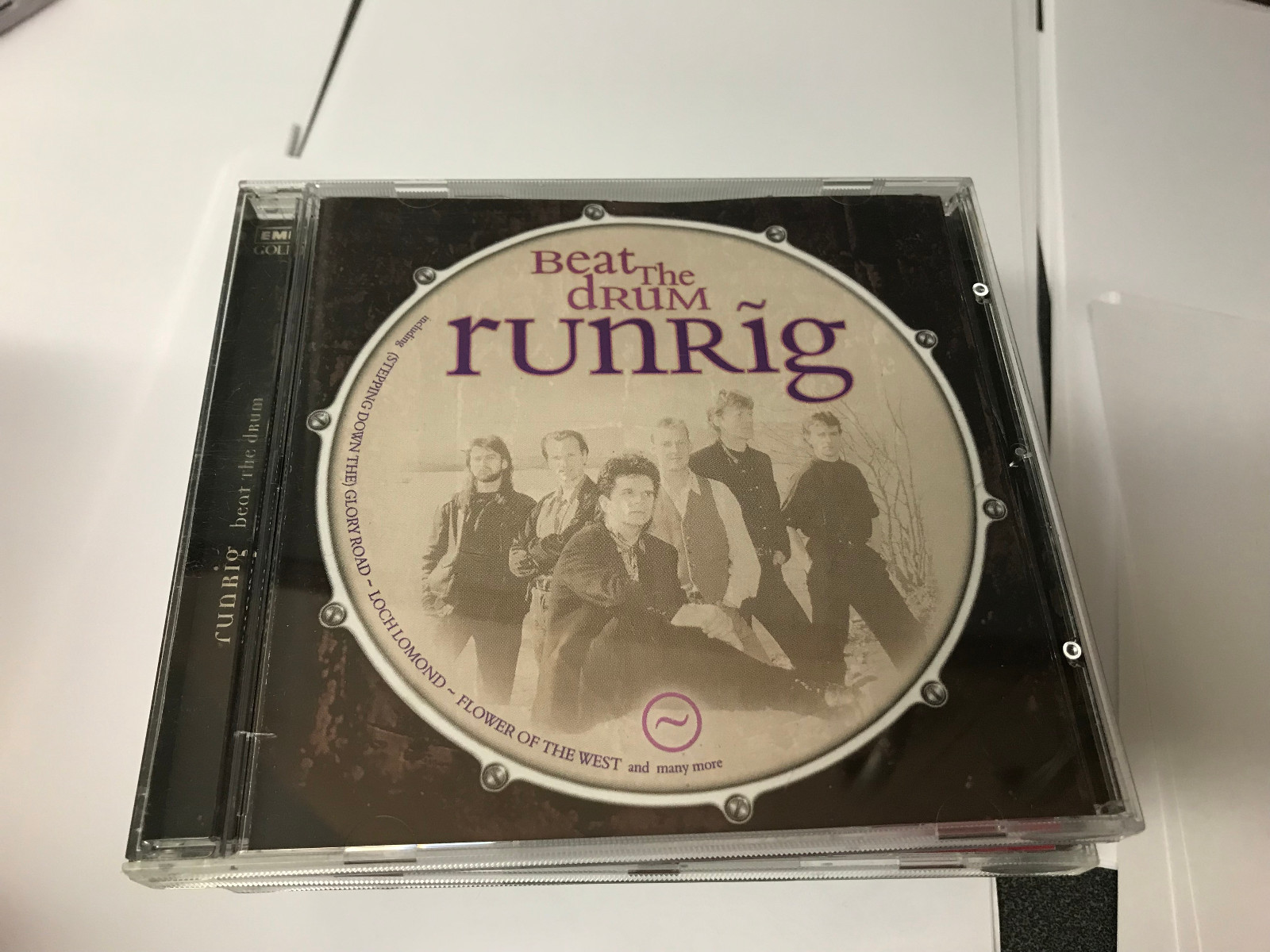 Runrig | CD | Beat the drum (1998, EMI Gold) EX/EX 724349358324