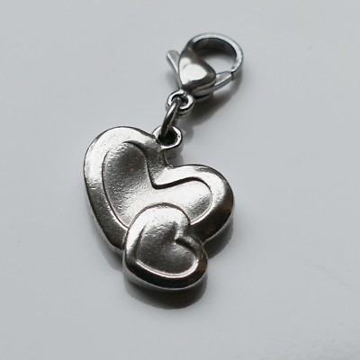 Edelstahl Charm Anhänger zwei Herzen Bettelarmbandanhänger