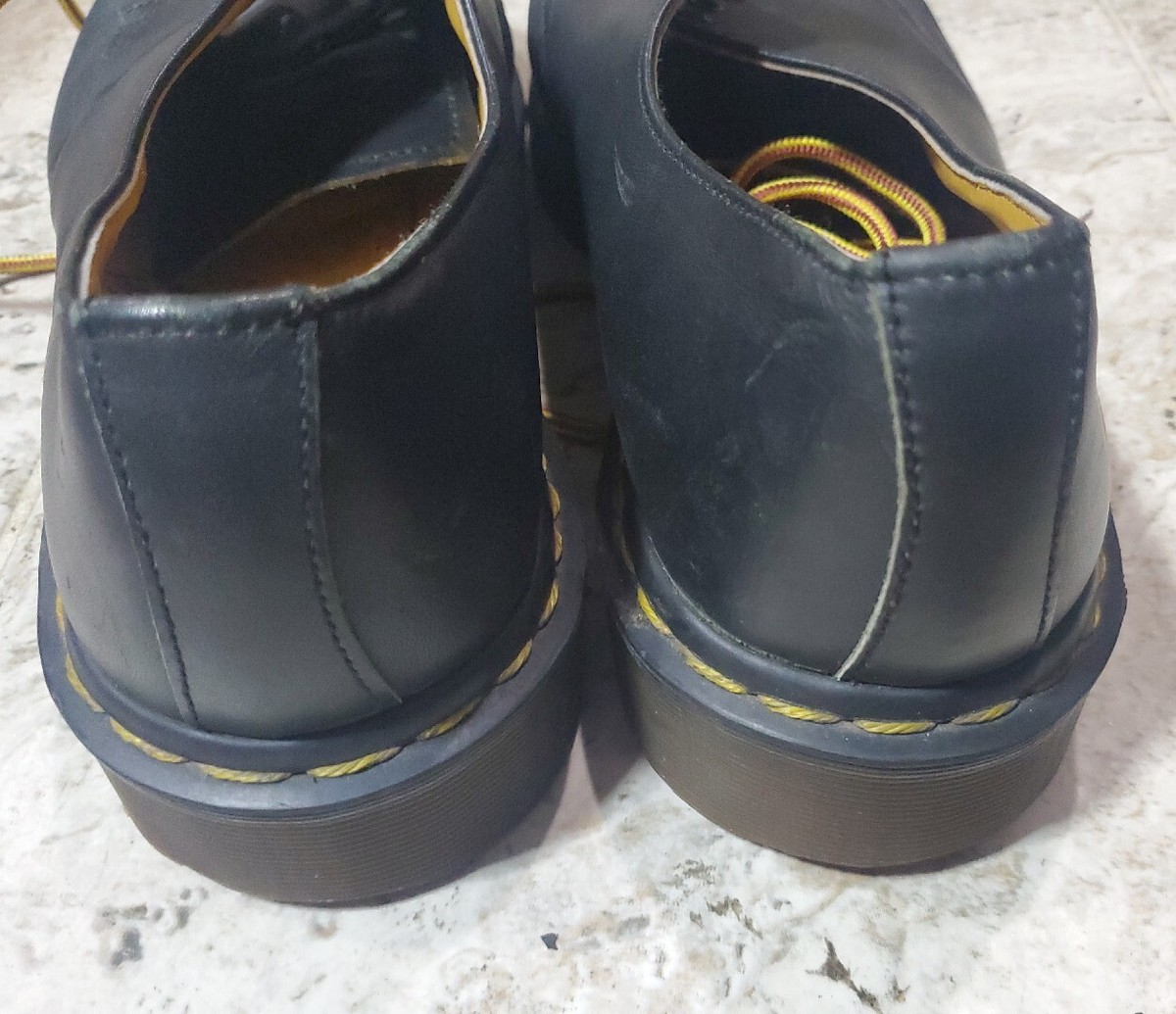 ULTRA RARE DOC MARTENS 4 EYEHOLE ENGLAND MADE BLACK LOW ULTRA RARE DOC MARTENS 4 EYEHOLE ENGLAND MADE BLACK LOW