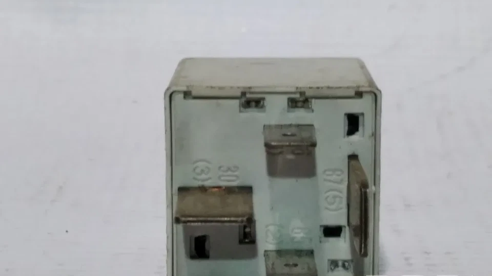 VW PASSAT B5 3B2 8D0951253 Bougies de Préchauffage Étincelle 1.90 13981817 - Photo 3/3