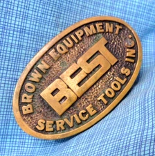 Brown Equipment Service Tools Promo Belt Buckle Gas & Oil Houston Vtg BBB.GMP127