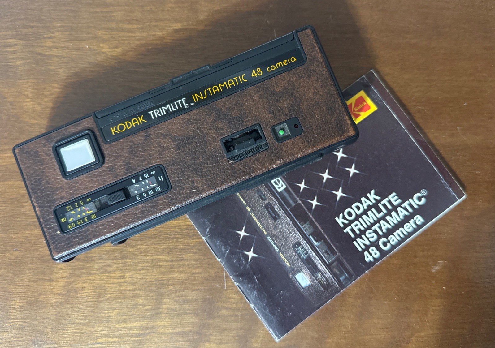 Vintage Kodak Trimlite Instamatic 48 Camera WITH MANUAL- Untested