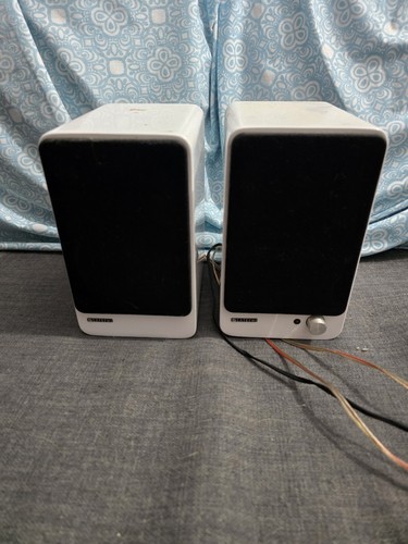 Satechi ST-SX200 AirBass Active Bluetooth Speakers White