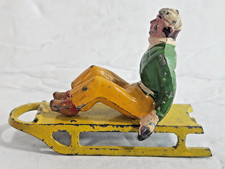 BARCLAY MANOIL VINTAGE 1940s SNOW SLEDDER SLED VILLAGE WINTER SCENE 54mm