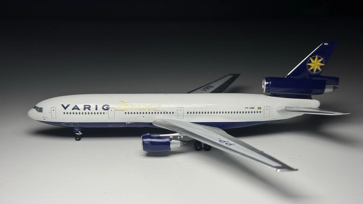 AeroClassics McDonnell Douglas Diecast Aircraft & Spacecraft 1:400