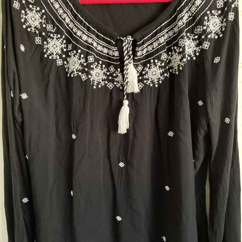 INC International Concepts Embroidered Tunic Knit Top Long Sleeve Black XL - Image 3 of 4