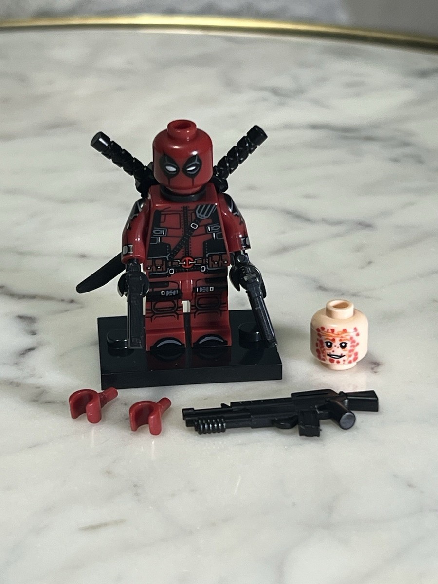 Lego Deadpool Custom Printed Minifigure w/ Swords and Guns Marvel - Main Image