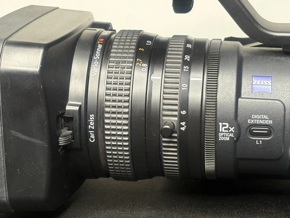 Sony HVR-Z7U HDV Professional Digital Video Camcorder ***SUPER LOW HOURS*** - Image 3 of 4