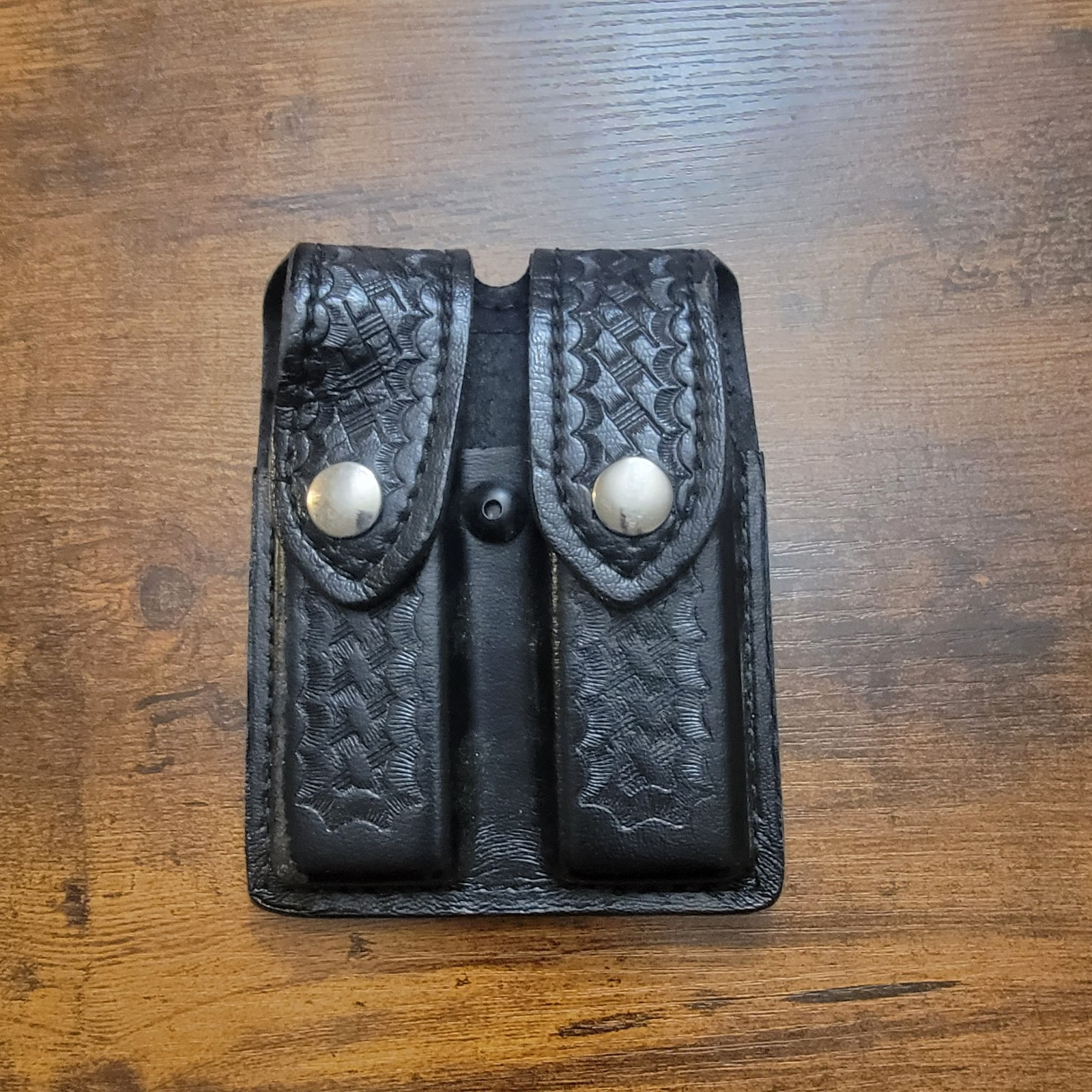 Safariland 77 Double Mag Pouch Hardshell for S&W 3953-image