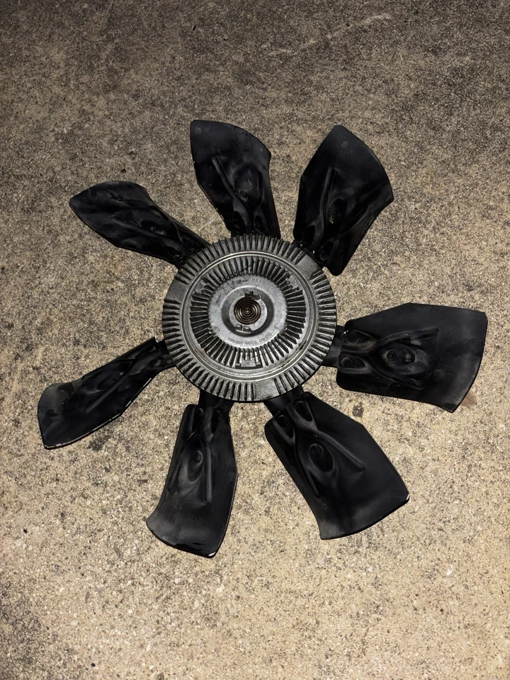 Cadillac Brougham 1990-1992 embrague ventilador radiador con hoja montaje completo OEM Foto 2 de 4