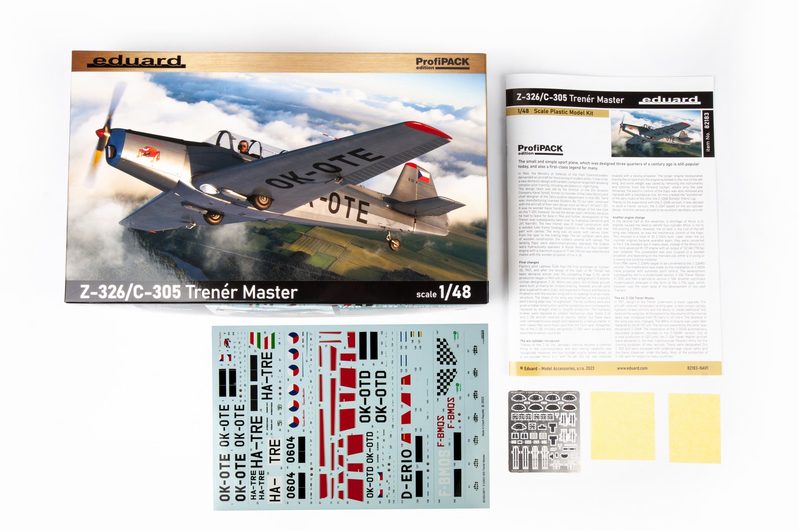 Eduard Plastic Kits 82183 - 1:48 Z-326/C-305 Trainer Master Profipack