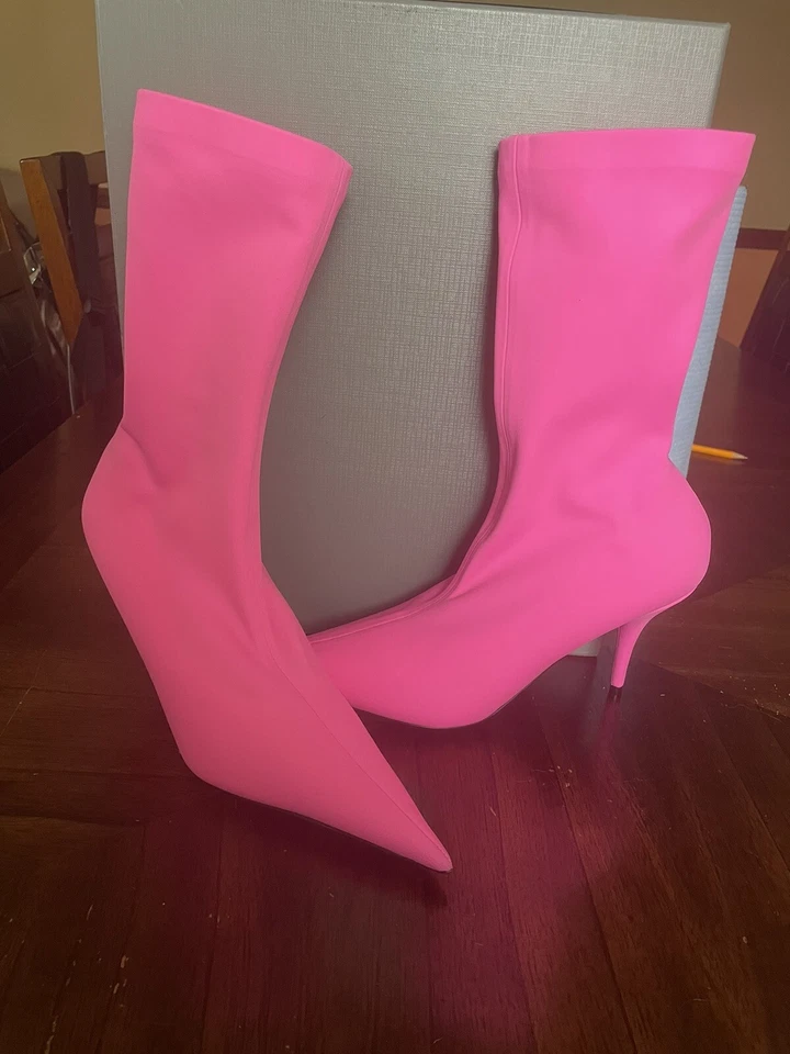 $1290 Balenciaga Cuchillo Punta Punta Calcetín Botines Rosa Fluo Foto 2 de 4