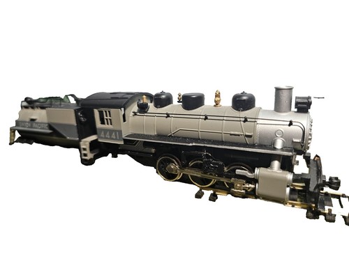 Bachmann Spectrum HO Union Pacific GE Dash 8-40CW Wide Cab Diesel