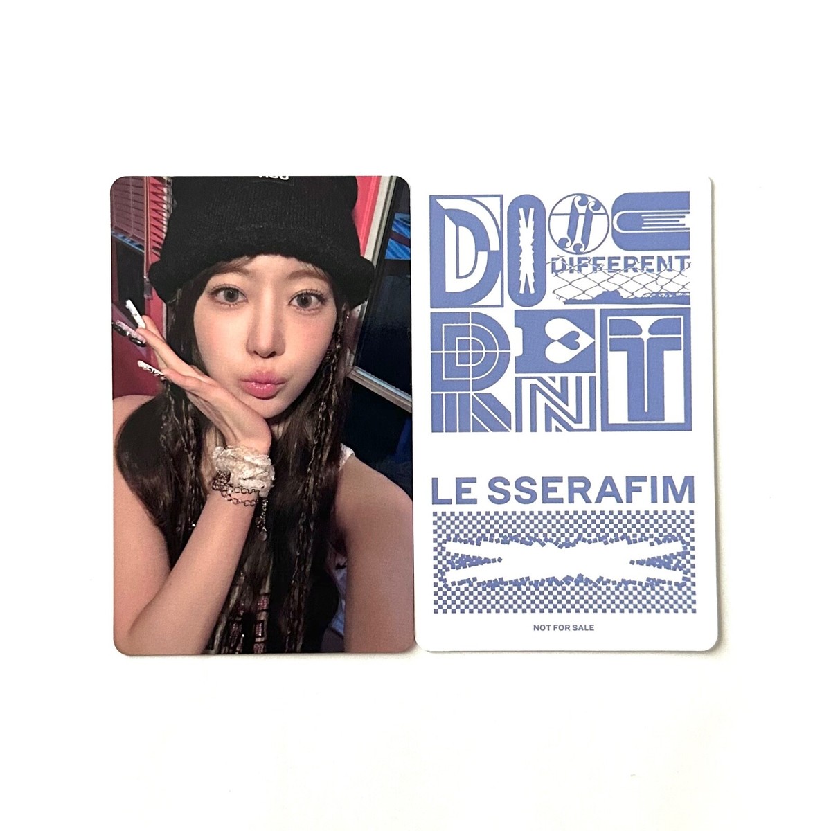 LE SSERAFIM] DIFFERENT / Lucky Draw Weverse Universal Photocard PC