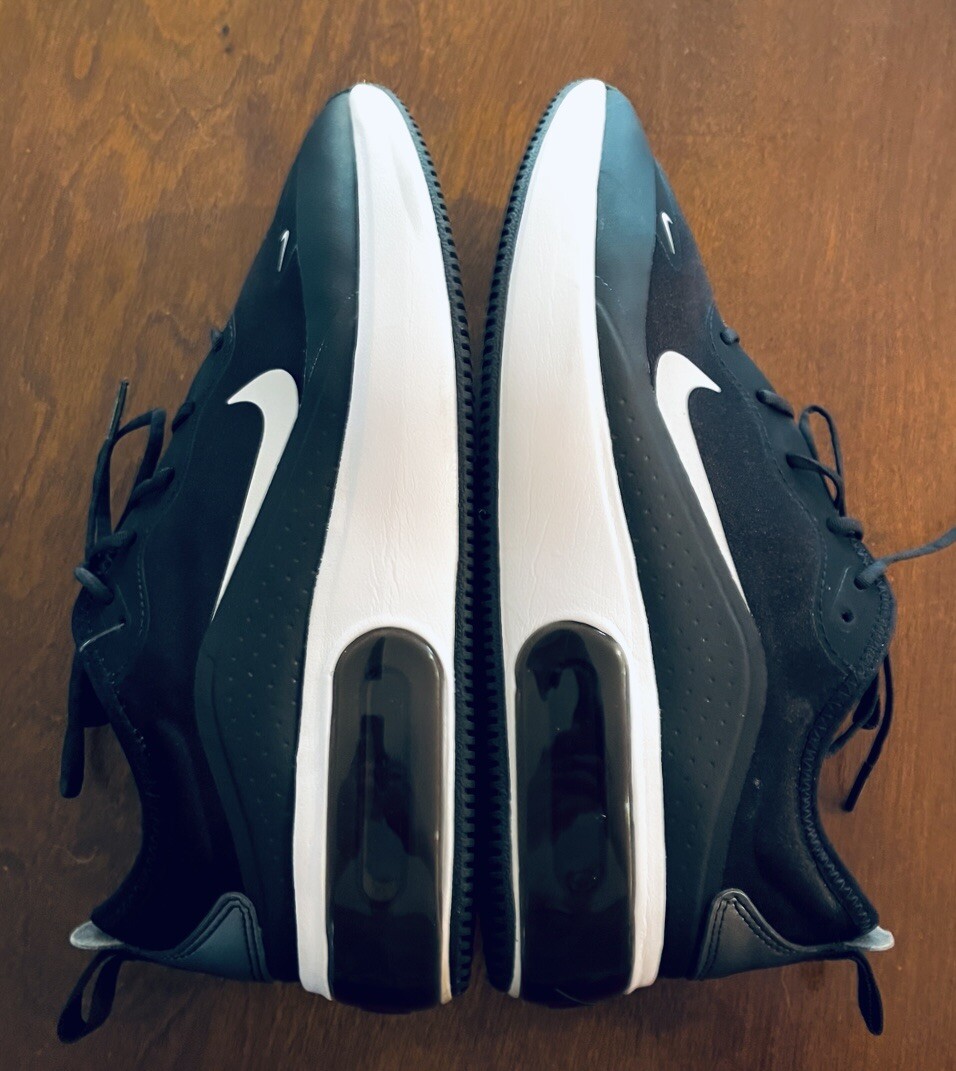 nike black dia trainers