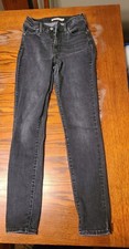 Levi  s Women  s 721 High Rise Skinny Blue Jeans Size 26