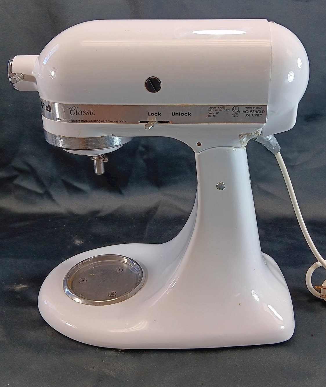 KitchenAid K45SSWH Classic Stand Mixer w/ Accessories, Powers On! K45SS