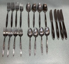 1847 Rogers Brothers stainless flower pansy Silverware Flatware Set Of 20 Piece