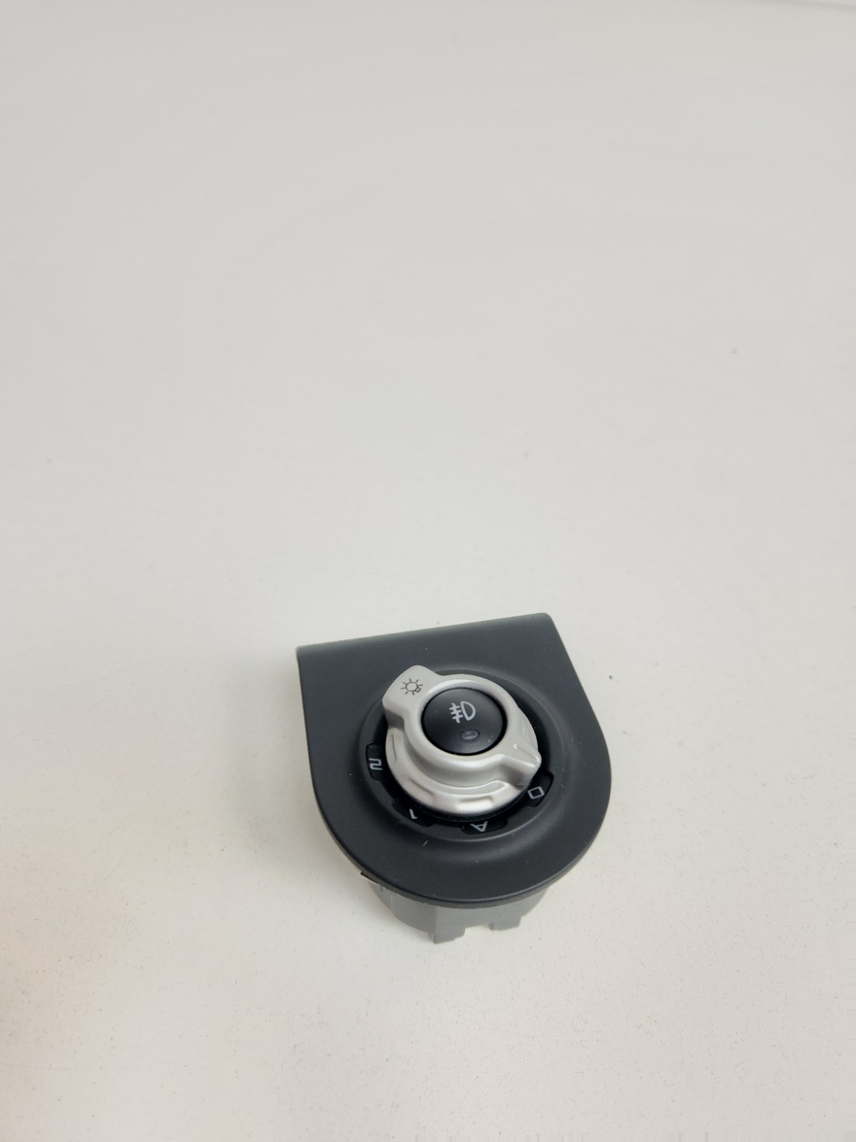 2015-2017 MCLAREN 675LT HEADLIGHT HEADLAMP CONTROL SWITCH KNOB BUTTON OEM 
