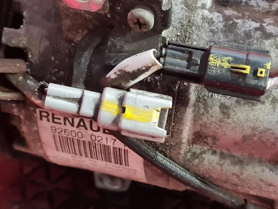 RENAULT CAPTUR AIR CON COMPRESSOR A/C PUMP 2015 0.9L PETROL H4B400 - Image 3 of 4