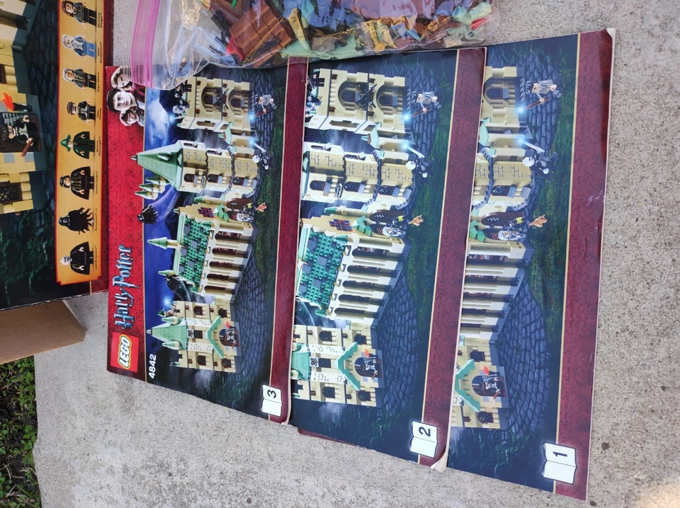 LEGO Harry Potter: Castillo de Hogwarts (4842) 100% Completo con Manuales y Caja Foto 4 de 4