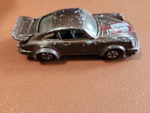 Винтажный коричневый спортивный автомобиль ERTL Porsche 930 Turbo The Cannonball Run Гонконг - Изображение 3 из 4