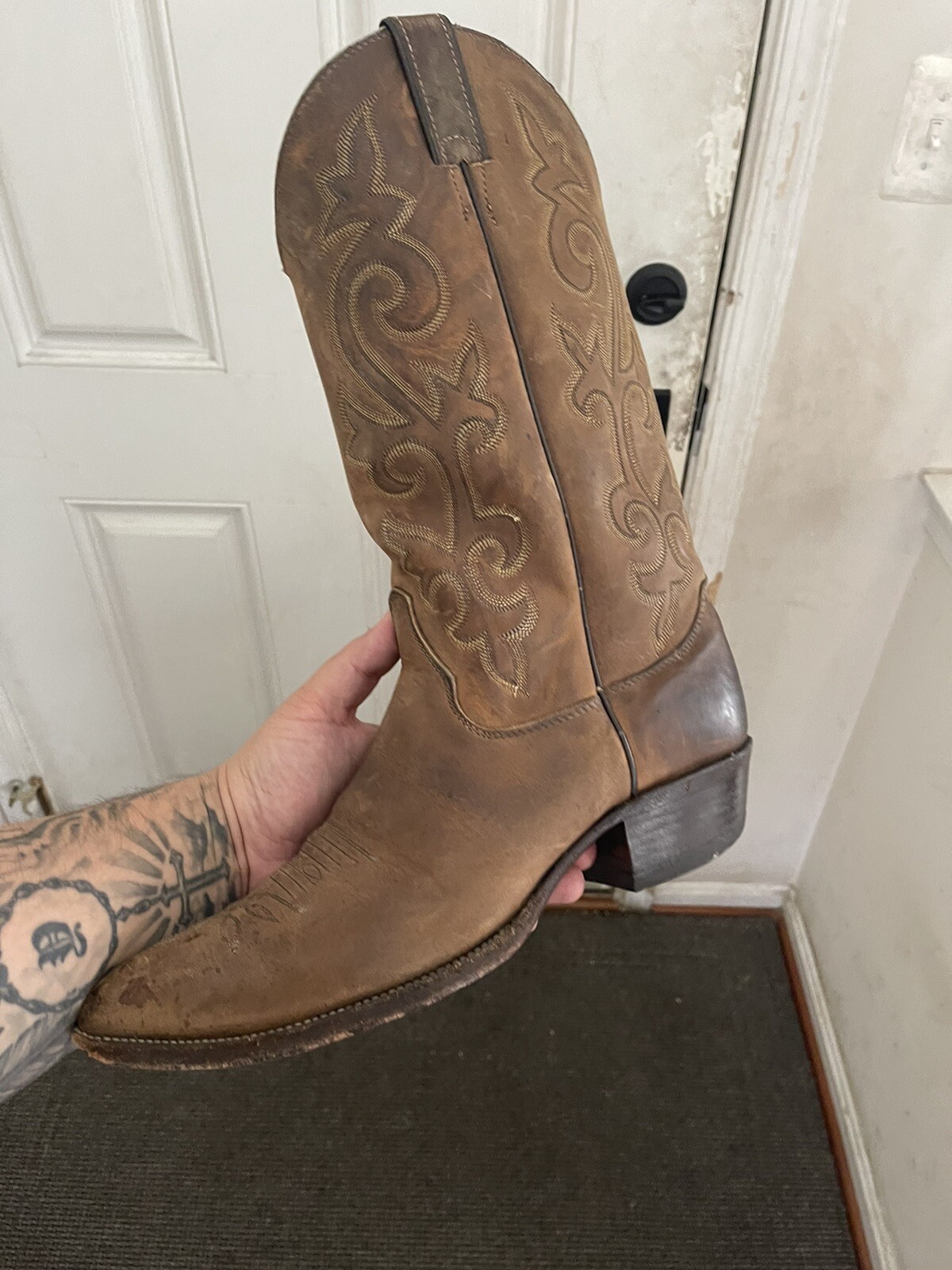 Justin Cowboy Boots Leather Style 2551 Embroidered Men’s Brown Size 10D