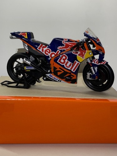 Jack Miller #43 Red Bull KTM MotoGP Bike 1:12 New Ray Toy Model 58393 - Picture 1 of 4