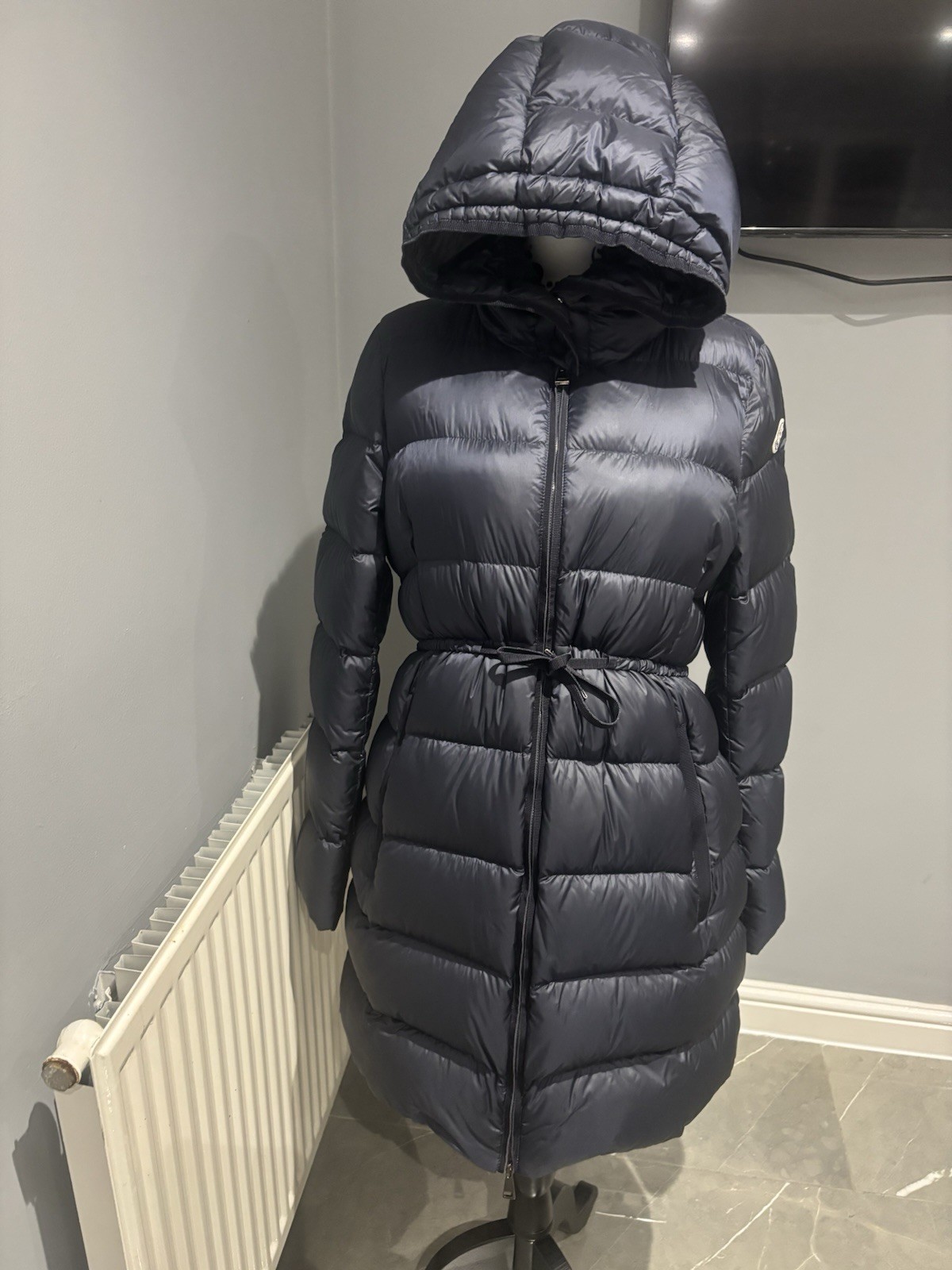 Moncler Ladies Navy Hooded Long Down Jacket, Size 3, RRP£1690, Great Condition image 7