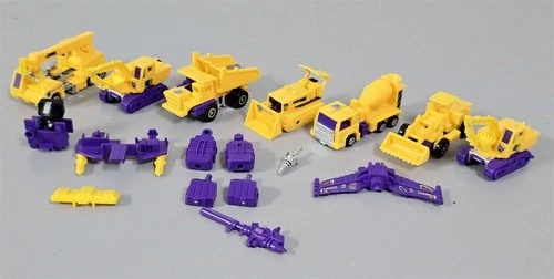 X-67 VINTAGE 1990'S HASBRO TRANSFORMER G2 DEVASTATOR ACTION FIGURES