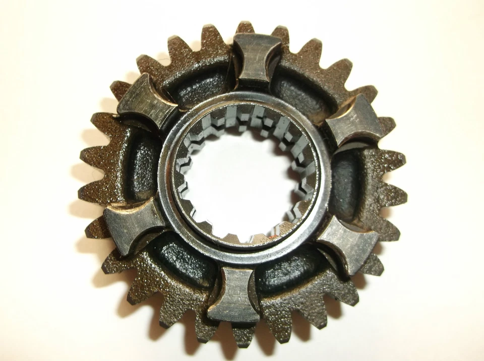 YAMAHA YZF-R1 1998-2003, FZ1 2001-2005 SEXTO PIÑÓN ENGRANAJE 26T # 5JJ-17161-00-00 Foto 2 de 4