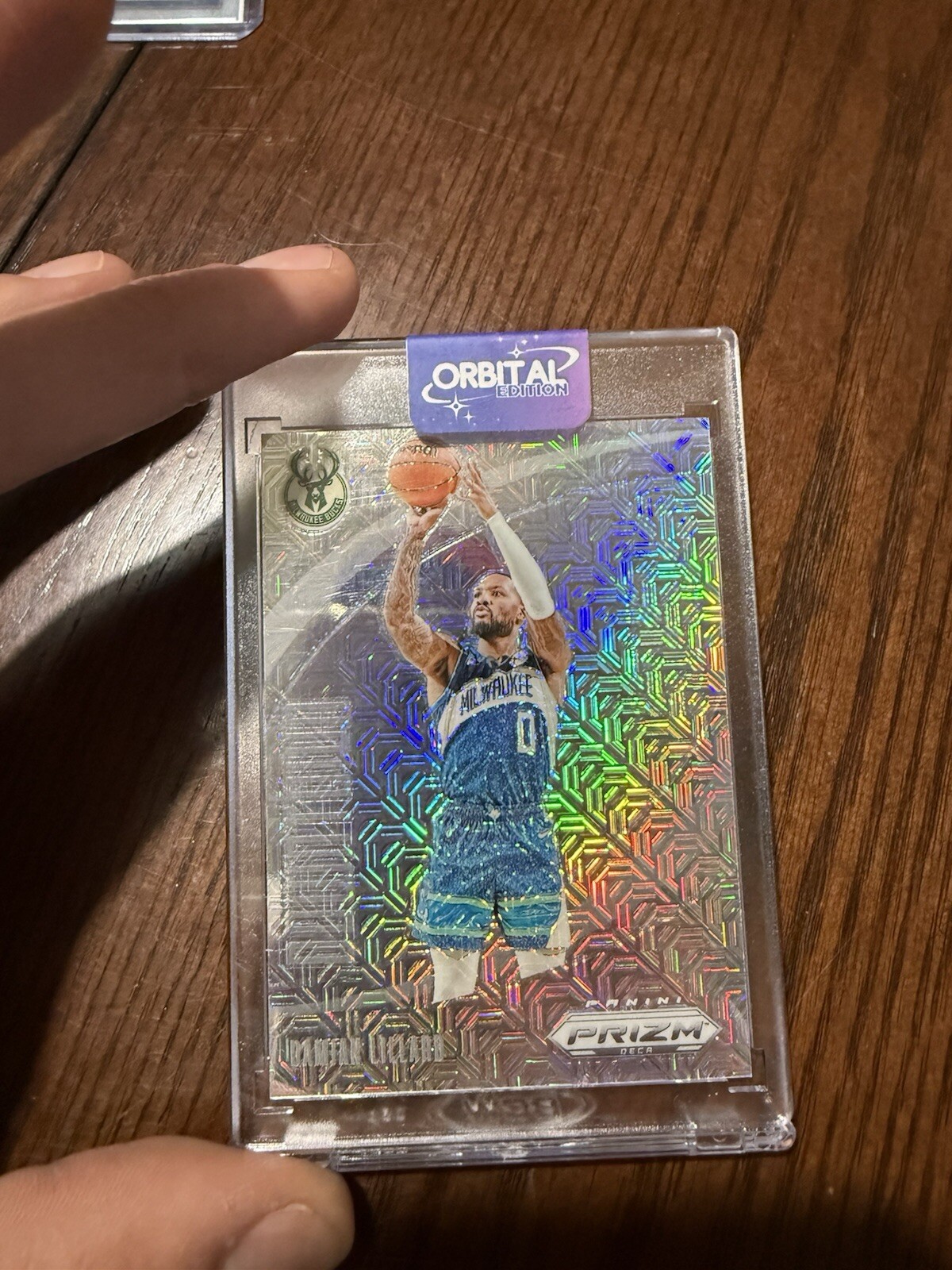 2023-24 Prizm Deca Mojo Damian Lillard 23/25 Milwaukee Bucks #21 Downtown Bound