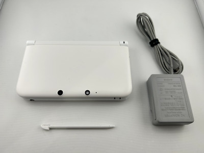 ニンテンドー3DS ホワイト NINTENDO - Nintendo 3DS LL Pink x White