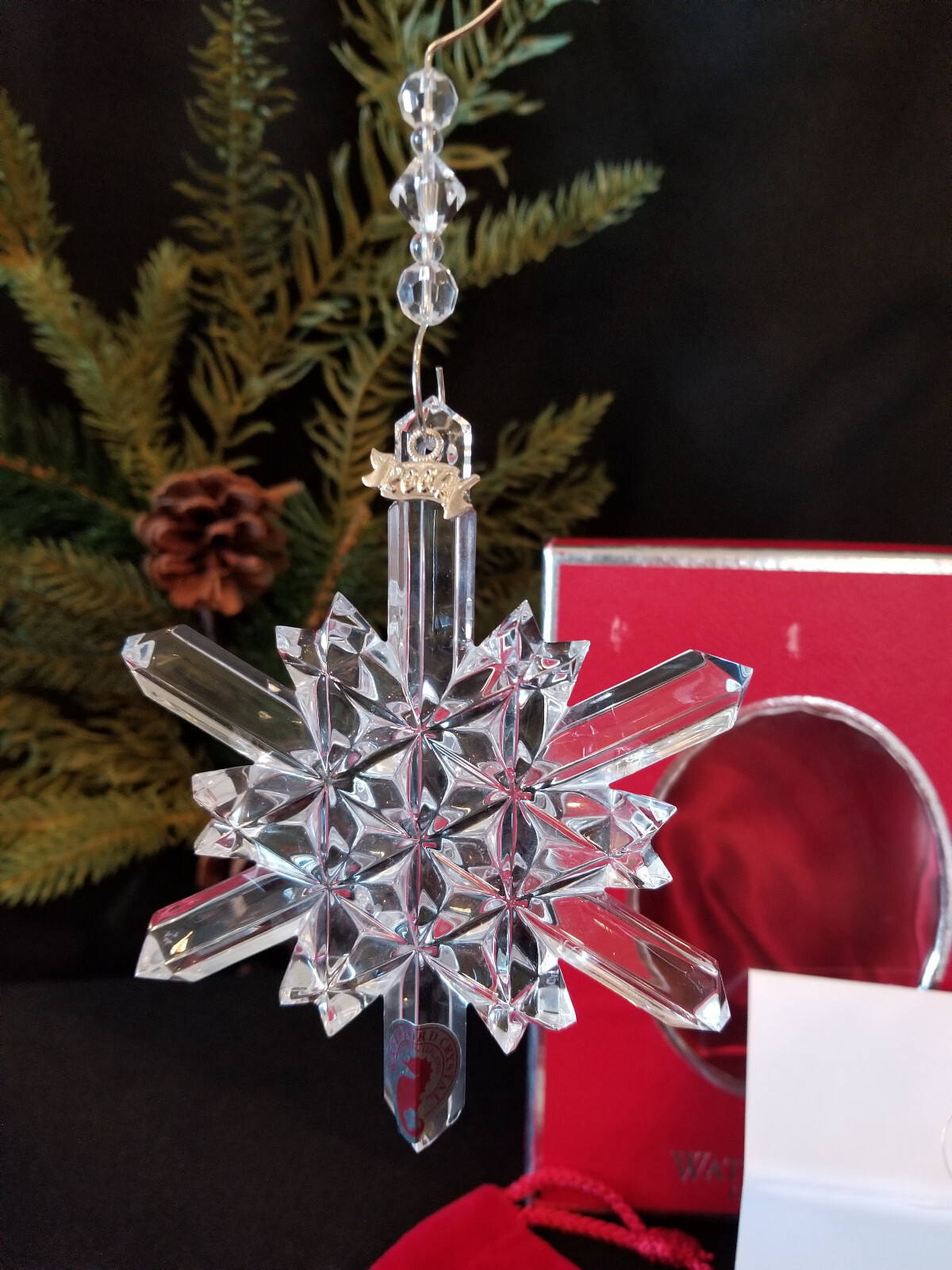 WATERFORD CRYSTAL 2004 SNOW CRYSTALS SNOWFLAKE ORNAMENT 1ST edition  RARE  NEW