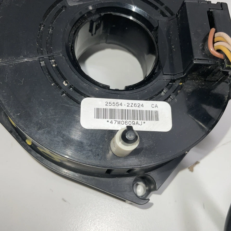 2003 Nissan Xterra XE ✦ Sensor de mola de relógio 25554-2Z604 fabricante de equipamento original V7 - Imagem 3 de 4