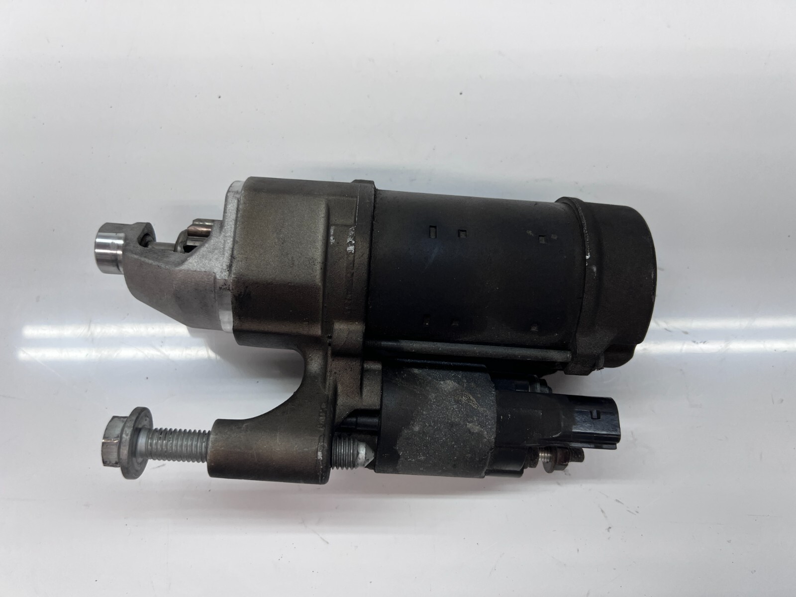 LAMBORGHINI URUS ENGINE MOTOR STARTER MOTOR OEM 06M911024