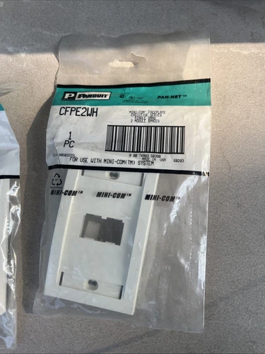 PANDUIT CFPE2WH Mini Com Faceplate Executive Series Single Gang 2 Module Spaces