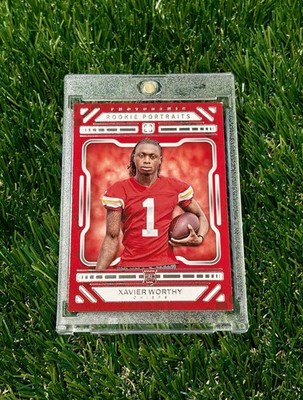 Panini 2-Card Lot: Mahomes II Title Waves TW-3 + Worthy Rookie #200