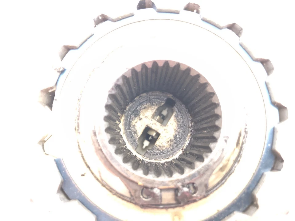 Ford F250 Super Duty 1999 buje de bloqueo automático OEM bloqueo delantero Powerstroke Foto 4 de 4