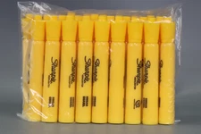 SHARPIE Tank Style Highlighters, Chisel Tip, Yellow, 12 Count (No Box)