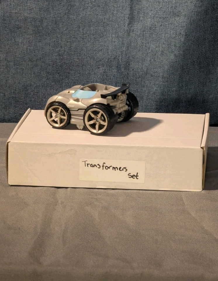 Transformers Dark of the Moon Go-Bots Set | Bumblebee & Sideswipe | Pop-Up 2011 - Image 3 of 4