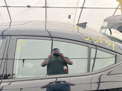(LOCAL PICKUP ONLY) Driver Left Rear Door Glass Sedan With Solar Fits 17-20 ELAN