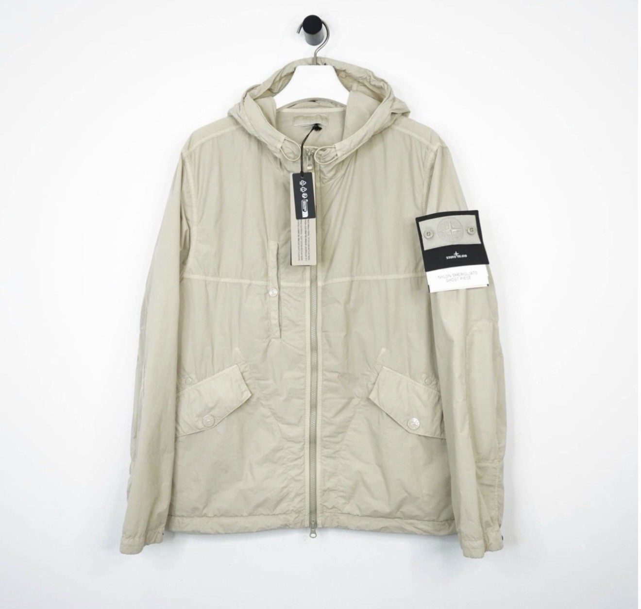 Stone Island Beige Ghost Nylon Smerigliato Hooded Jacket Size Small 21” P2P NEW!